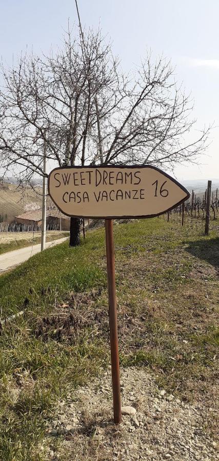 Casa Vacanze Sweet Dreams Agliano Terme Exterior foto