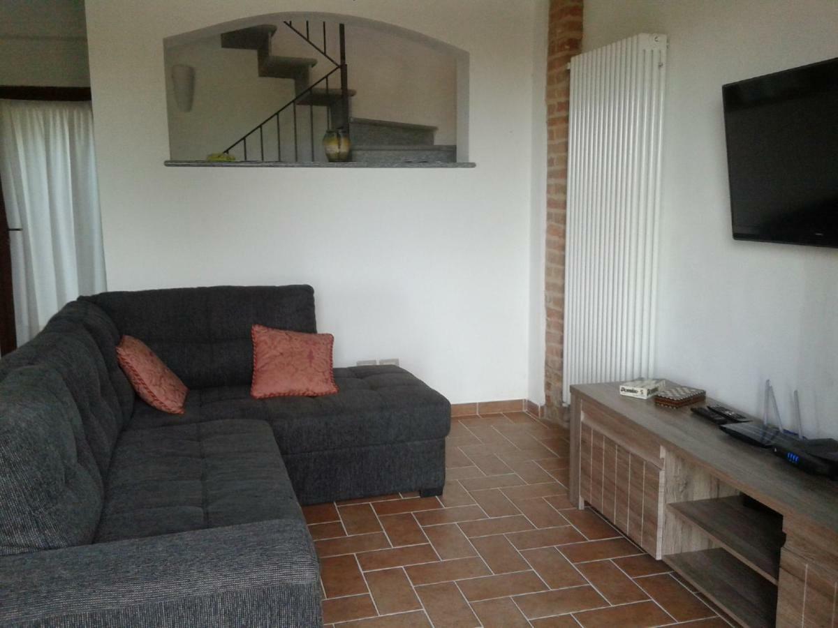 Casa Vacanze Sweet Dreams Agliano Terme Exterior foto